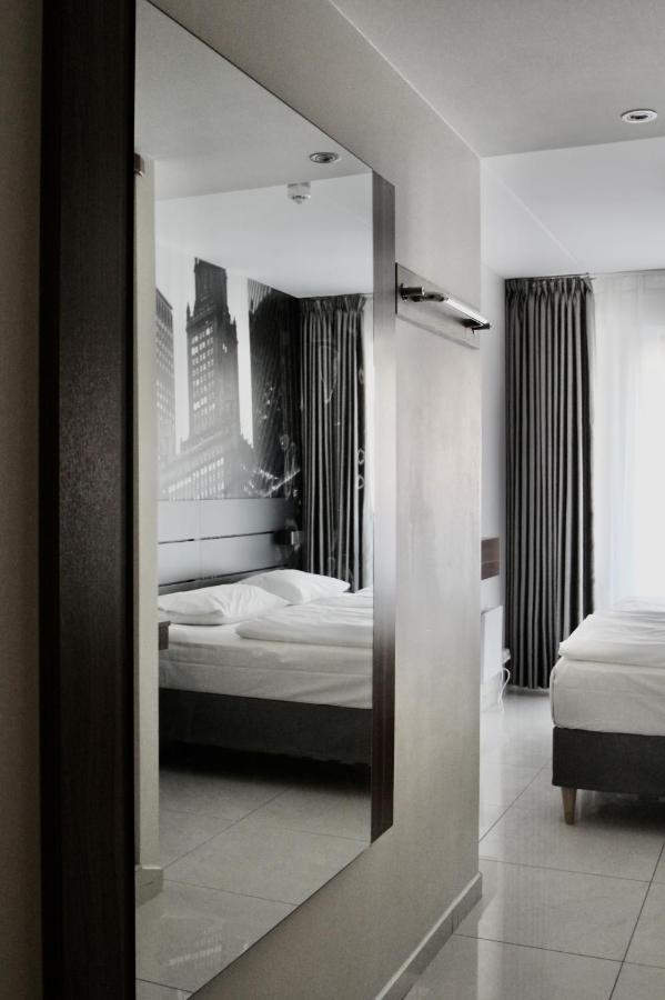 Super Stay Hotel, Осло Экстерьер фото